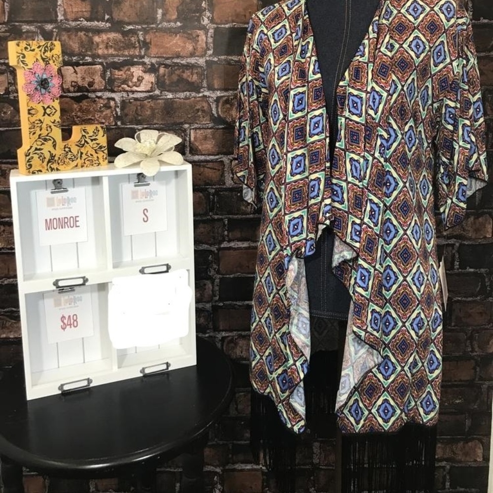 LuLaRoe Monroe Kimono New with Tags